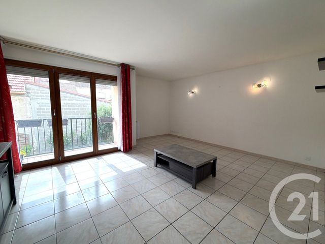 Appartement F3 à vendre ECQUEVILLY