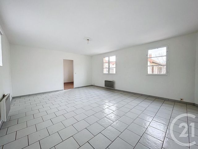 Appartement F2 à louer ECQUEVILLY