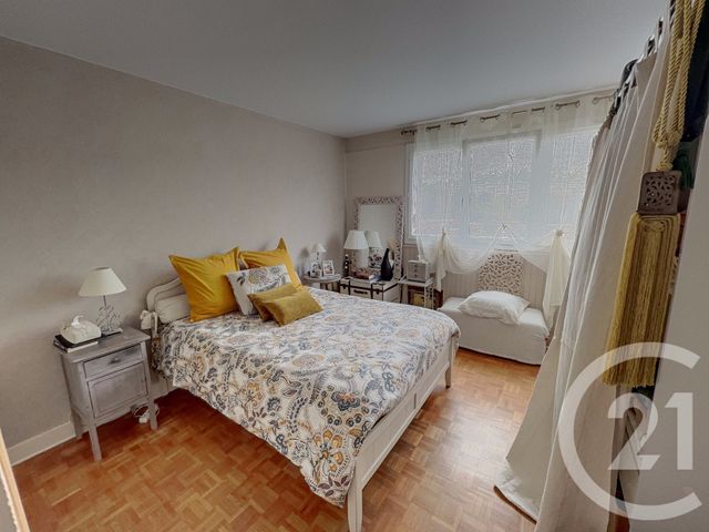 Appartement F3 à vendre - 3 pièces - 65.26 m2 - AUBERGENVILLE - 78 - ILE-DE-FRANCE - Century 21 Agence Hennequin