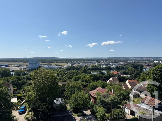Afficher la photo en grand Appartement F3 à vendre - 3 pièces - 46.82 m2 - MEULAN EN YVELINES - 78 - ILE-DE-FRANCE - Century 21 Agence Hennequin