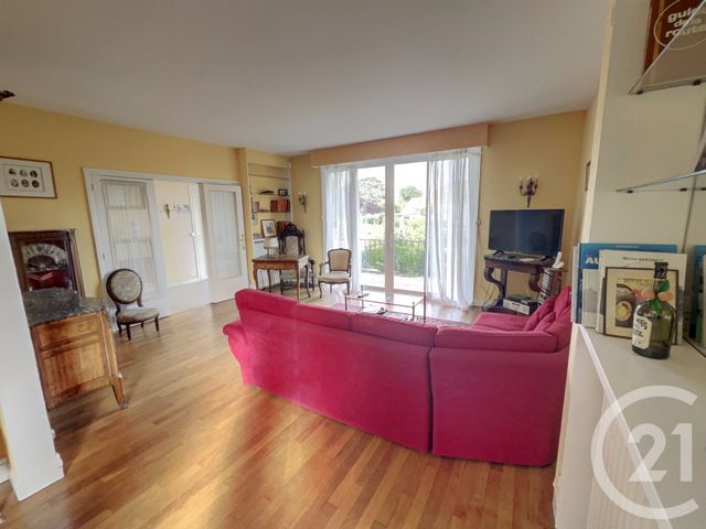 Afficher la photo en grand maison à vendre - 7 pièces - 106.96 m2 - AUBERGENVILLE - 78 - ILE-DE-FRANCE - Century 21 Agence Hennequin