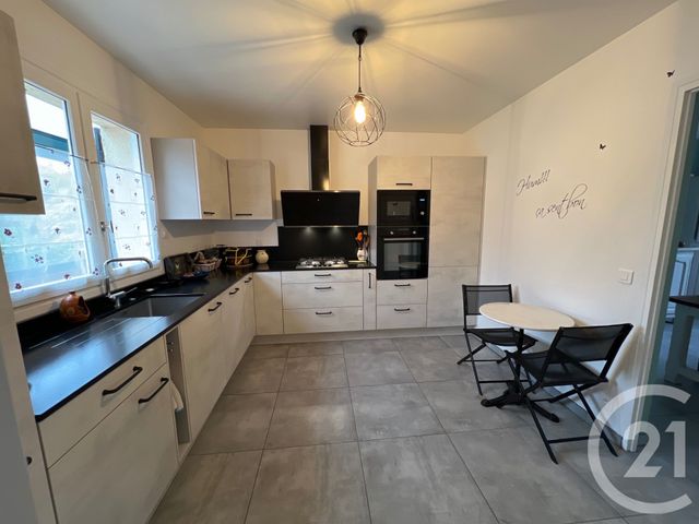 maison à vendre - 5 pièces - 109.0 m2 - AUBERGENVILLE - 78 - ILE-DE-FRANCE - Century 21 Agence Hennequin