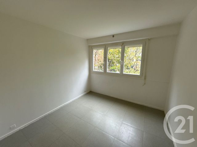 Appartement F4 à vendre - 4 pièces - 74.35 m2 - AUBERGENVILLE - 78 - ILE-DE-FRANCE - Century 21 Agence Hennequin