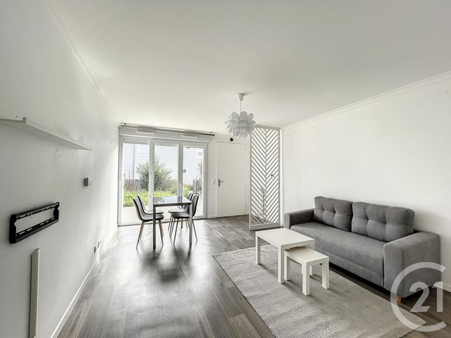 Appartement F3 à louer - 3 pièces - 62.1 m2 - ECQUEVILLY - 78 - ILE-DE-FRANCE - Century 21 Agence Hennequin