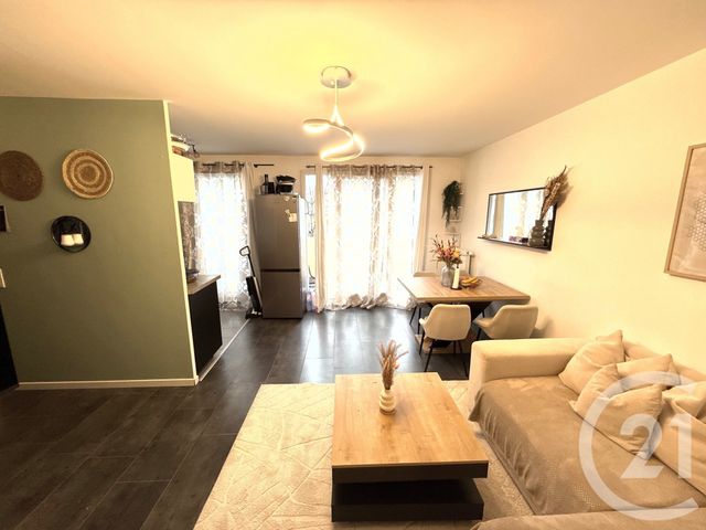 Appartement F3 à vendre - 3 pièces - 65.0 m2 - LES MUREAUX - 78 - ILE-DE-FRANCE - Century 21 Agence Hennequin