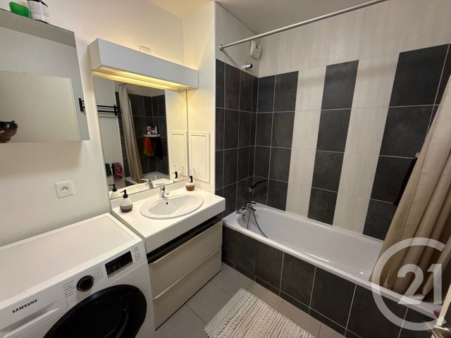 Appartement F3 à vendre - 3 pièces - 65.0 m2 - LES MUREAUX - 78 - ILE-DE-FRANCE - Century 21 Agence Hennequin