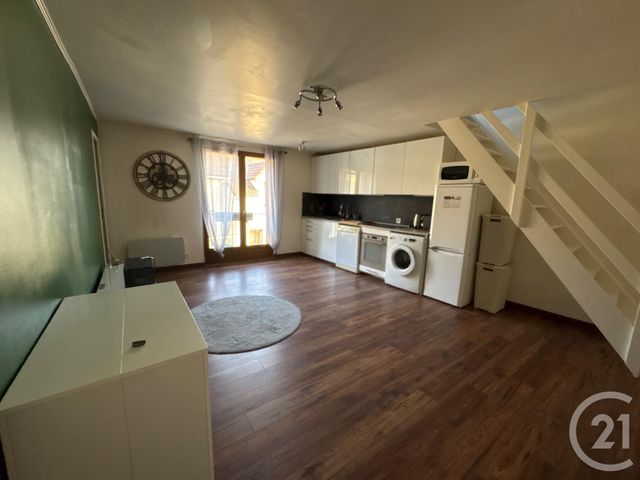 Appartement Duplex à louer - 2 pièces - 37.47 m2 - BOUAFLE - 78 - ILE-DE-FRANCE - Century 21 Agence Hennequin