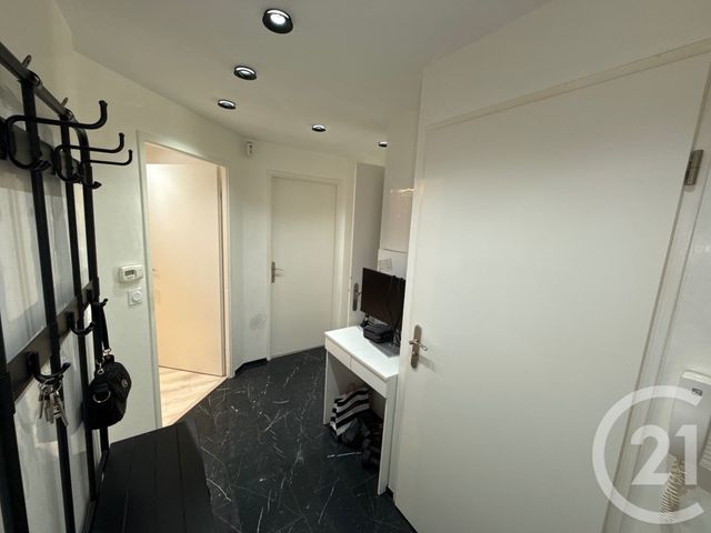 Appartement F4 à vendre - 4 pièces - 75.5 m2 - ECQUEVILLY - 78 - ILE-DE-FRANCE - Century 21 Agence Hennequin