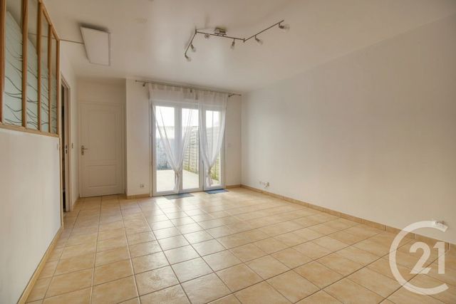 Appartement F3 à louer - 3 pièces - 61.53 m2 - AUBERGENVILLE - 78 - ILE-DE-FRANCE - Century 21 Agence Hennequin