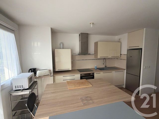 Appartement F3 à louer - 3 pièces - 64.96 m2 - ECQUEVILLY - 78 - ILE-DE-FRANCE - Century 21 Agence Hennequin