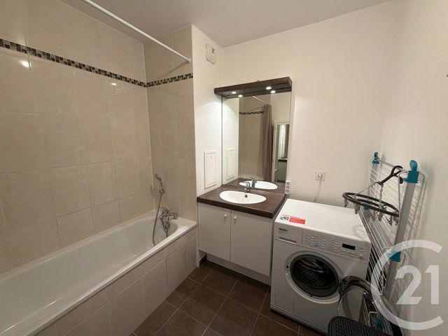 Appartement F3 à louer - 3 pièces - 64.96 m2 - ECQUEVILLY - 78 - ILE-DE-FRANCE - Century 21 Agence Hennequin