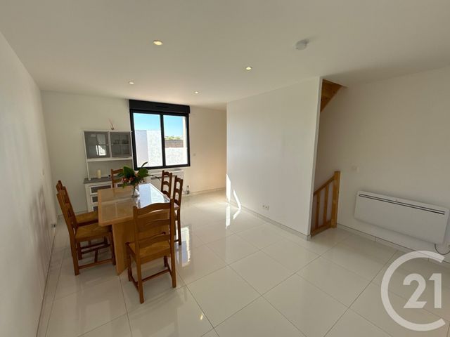 Appartement F3 à louer - 3 pièces - 64.49 m2 - GARGENVILLE - 78 - ILE-DE-FRANCE - Century 21 Agence Hennequin