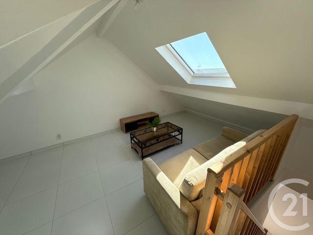 Appartement F3 à louer - 3 pièces - 64.49 m2 - GARGENVILLE - 78 - ILE-DE-FRANCE - Century 21 Agence Hennequin