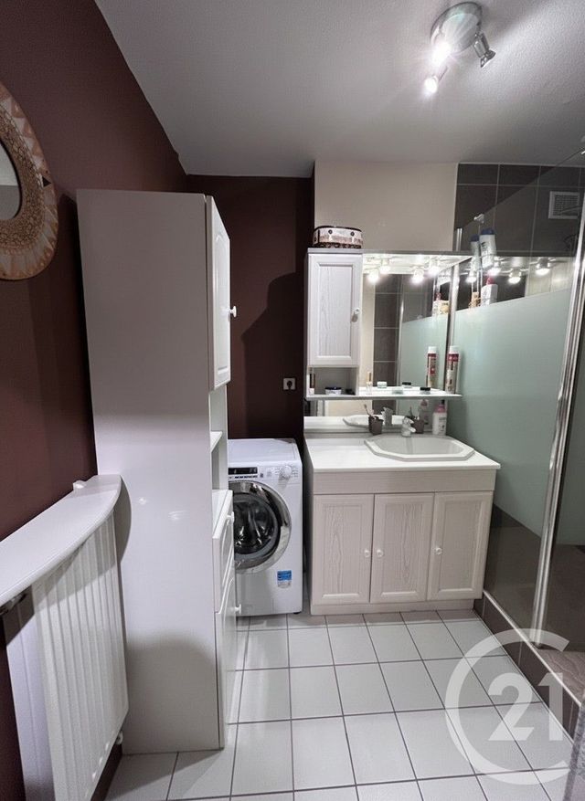 Appartement F3 à vendre - 3 pièces - 78.57 m2 - LES MUREAUX - 78 - ILE-DE-FRANCE - Century 21 Agence Hennequin