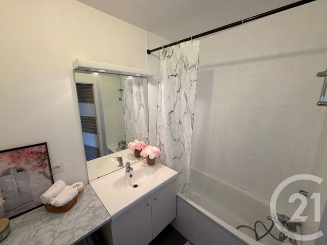 Appartement F4 à vendre - 4 pièces - 76.0 m2 - ECQUEVILLY - 78 - ILE-DE-FRANCE - Century 21 Agence Hennequin
