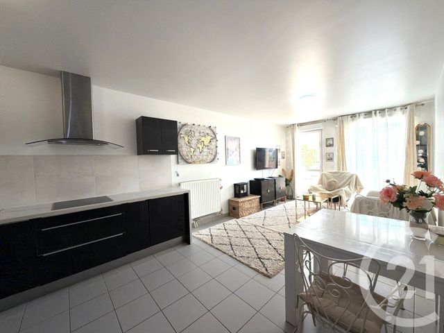 Appartement F4 à vendre - 4 pièces - 76.0 m2 - ECQUEVILLY - 78 - ILE-DE-FRANCE - Century 21 Agence Hennequin