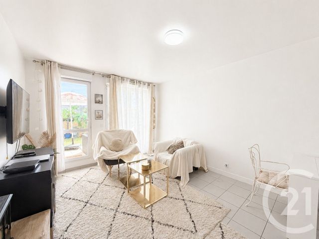 Appartement F4 à vendre - 4 pièces - 76.0 m2 - ECQUEVILLY - 78 - ILE-DE-FRANCE - Century 21 Agence Hennequin