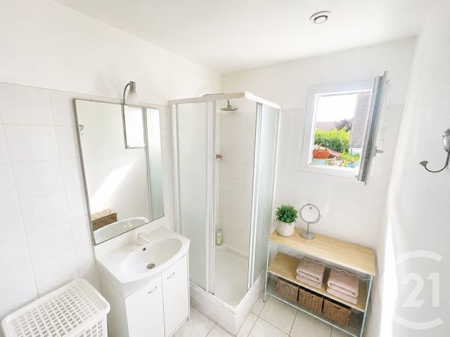 Appartement F3 à vendre - 3 pièces - 50.27 m2 - MEZIERES SUR SEINE - 78 - ILE-DE-FRANCE - Century 21 Agence Hennequin
