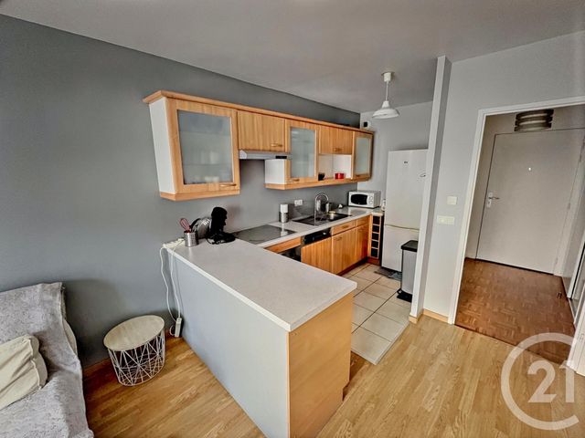Appartement F2 à louer - 2 pièces - 46.78 m2 - ECQUEVILLY - 78 - ILE-DE-FRANCE - Century 21 Agence Hennequin