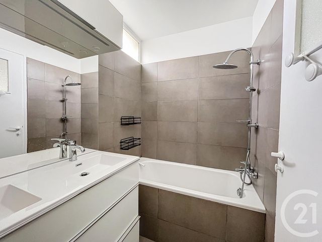 Appartement F4 à louer - 4 pièces - 62.47 m2 - VERNEUIL SUR SEINE - 78 - ILE-DE-FRANCE - Century 21 Agence Hennequin