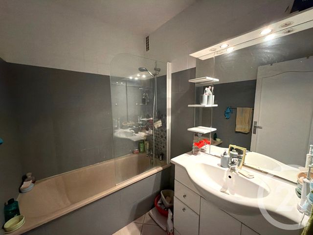 Appartement F2 à vendre - 2 pièces - 55.47 m2 - LES MUREAUX - 78 - ILE-DE-FRANCE - Century 21 Agence Hennequin