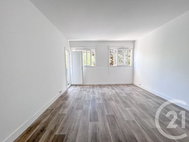 Appartement F3 à vendre - 3 pièces - 57.0 m2 - AUBERGENVILLE - 78 - ILE-DE-FRANCE - Century 21 Agence Hennequin
