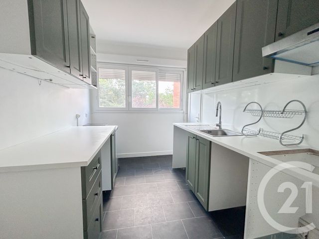 Appartement F3 à vendre - 3 pièces - 57.0 m2 - AUBERGENVILLE - 78 - ILE-DE-FRANCE - Century 21 Agence Hennequin