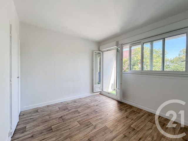 Appartement F3 à vendre - 3 pièces - 57.0 m2 - AUBERGENVILLE - 78 - ILE-DE-FRANCE - Century 21 Agence Hennequin