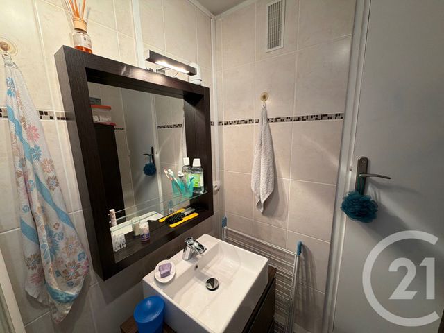 Appartement F3 à vendre - 3 pièces - 65.36 m2 - AUBERGENVILLE - 78 - ILE-DE-FRANCE - Century 21 Agence Hennequin