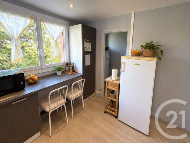 Appartement F3 à vendre - 3 pièces - 65.36 m2 - AUBERGENVILLE - 78 - ILE-DE-FRANCE - Century 21 Agence Hennequin