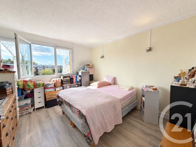 Appartement F3 à vendre - 3 pièces - 65.36 m2 - AUBERGENVILLE - 78 - ILE-DE-FRANCE - Century 21 Agence Hennequin