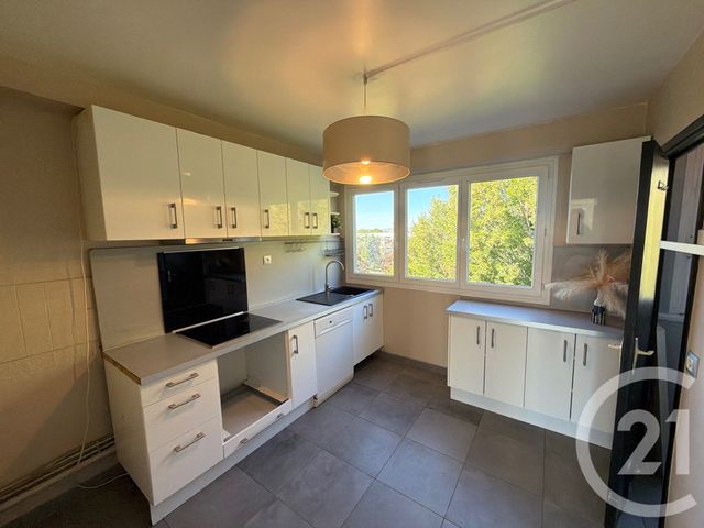 Appartement F4 à vendre - 4 pièces - 84.91 m2 - AUBERGENVILLE - 78 - ILE-DE-FRANCE - Century 21 Agence Hennequin