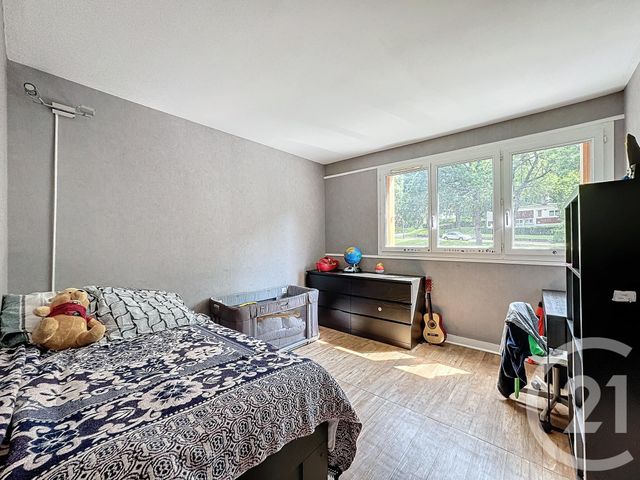 Appartement F5 à vendre - 5 pièces - 91.54 m2 - AUBERGENVILLE - 78 - ILE-DE-FRANCE - Century 21 Agence Hennequin