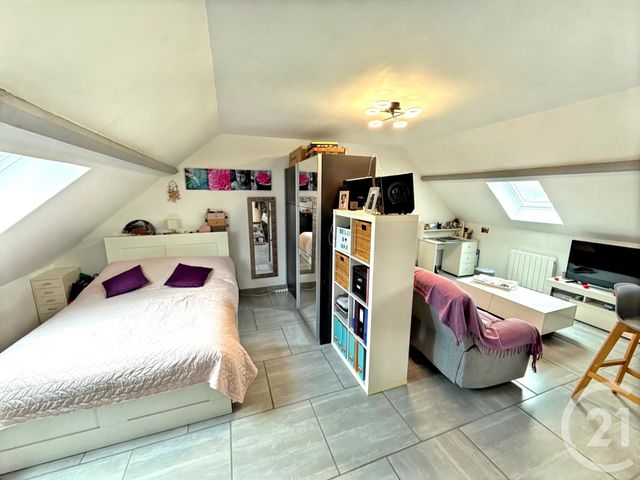 Appartement Studio à louer - 1 pièce - 29.78 m2 - ECQUEVILLY - 78 - ILE-DE-FRANCE - Century 21 Agence Hennequin