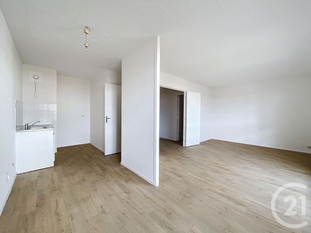 Appartement F2 à vendre - 2 pièces - 53.2 m2 - LES MUREAUX - 78 - ILE-DE-FRANCE - Century 21 Agence Hennequin