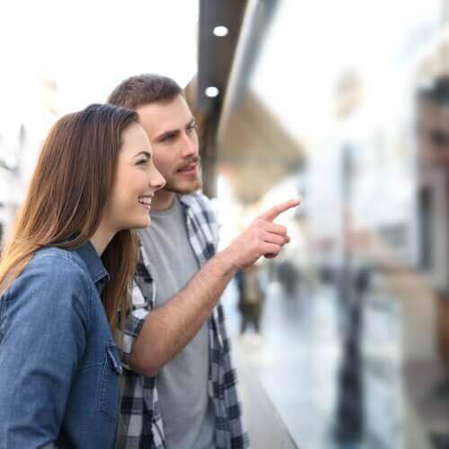 notre agence <span class='tw-capitalize'>CENTURY 21 Agence Hennequin</span>